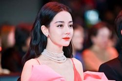 Chi phí để làm 'nữ hoàng thảm đỏ' của mỹ nhân Hoa ngữ
