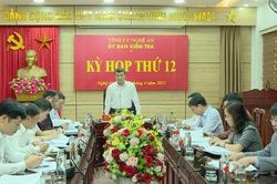 Một Trưởng phòng Tài chính - Kế hoạch bị đình chỉ sinh hoạt Đảng