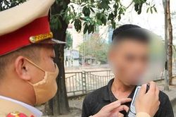 Tạo chuyển biến tích cực về chấp hành pháp luật giao thông
