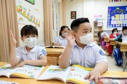 Hà Nội bỏ xác nhận cư trú trong tuyển sinh chuyển cấp