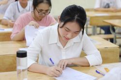 Hà Nội: 'Nóng' thông tin tuyển sinh đầu cấp lớp 1, 6, và 10