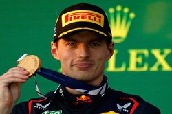 Grand Prix Australian: Verstappen lần đầu vô địch ở Albert Park