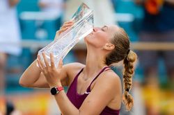 Petra Kvitova vô địch Miami Open 2023: Cái tay trái uy lực đã trở lại
