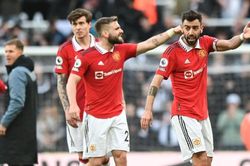 MU thua đau Newcastle: Cầu thủ đổ lỗi cho nhau, Ten Hag cũng bất lực