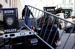 New York chuẩn bị cho ông Trump trình diện tại tòa thế nào?