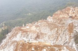 Một công nhân mỏ đá tử vong vì tai nạn lao động