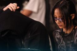 Suboi, JustaTee và một nhân vật bí ẩn trùm kín đầu xuất hiện tại casting Rap Việt mùa 3
