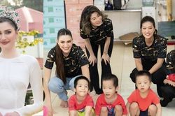 Miss Grand Isabella Menin cùng Hoa hậu Thùy Tiên mang niềm vui đến cho trẻ khuyết tật