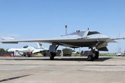 UAV tàng hình S-70 Okhotnik của Nga tạo ra 'thách thức nghiêm trọng' đối với Mỹ?