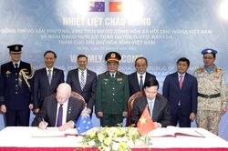 Chủ tịch nước Võ Văn Thưởng và Toàn quyền Australia David Hurley thăm Cục gìn giữ hòa bình Việt Nam