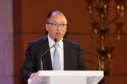 Chân dung CEO Toyota châu Á truyền cảm hứng cho sinh viên Việt