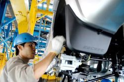 Việt Nam phải 'tiêu' hết 30 tỷ USD đầu tư công mới đạt tăng trưởng 6,5%