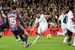 Xavi cảnh báo Barca: Real Madrid rất giỏi ngược dòng