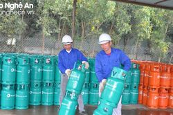 Đồng USD trượt giá; Giá gas tiếp tục giảm mạnh, các thương nhân theo sát diễn biến