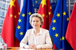 EU với chiến lược mới: 'Giảm thiểu rủi ro từ Trung Quốc'