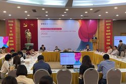 'Dòng chảy pháp luật kinh doanh Việt Nam 2022' chỉ ra những vướng mắc của doanh nghiệp