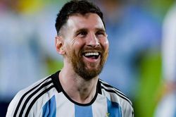 PSG loại Messi, xây dựng đội quanh Mbappe?