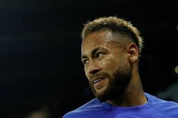 Neymar có thể phá hỏng kế hoạch của PSG
