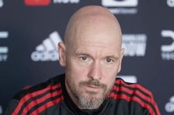 Tin nóng bóng đá sáng 5/4: Ten Hag chỉ trích thói quen cũ của MU, Bayern bị loại sốc