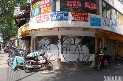 Mặt bằng đất 'vàng' cho thuê ở Thành phố Hồ Chí Minh ế ẩm