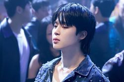 Jimin (BTS) làm nên lịch sử Billboard Hot 100