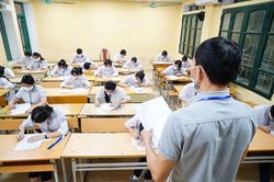 Học sinh phải làm đủ 3 bài thi để dự tuyển vào lớp 10 trường công lập