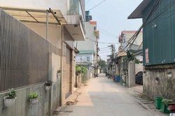 Nhân chứng kể lại giây phút hãi hùng khiến người đàn ông bị nhóm đối tượng chém lìa tay ở Hà Nội