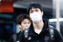CĐV nổi cáu vì Công Phượng chỉ được Yokohama cho đá 2 phút bù giờ
