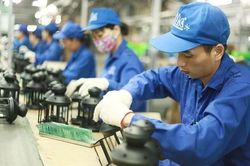 Quý I/2023, thu nhập bình quân tháng của người lao động là 7 triệu đồng