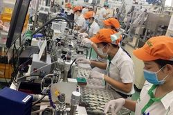 Thu nhập bình quân tháng của người lao động tăng hơn 600.000 đồng so với cùng kỳ năm trước