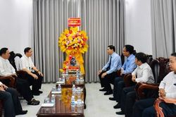 Lãnh đạo tỉnh Bình Thuận thăm các tổ chức tôn giáo nhân Lễ Phục sinh 2023