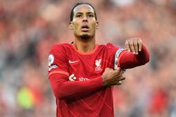 Hai trụ cột Liverpool trở lại ở trận đại chiến với Arsenal