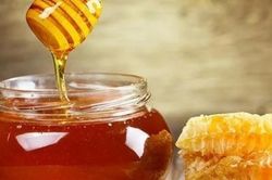 Mối liên hệ giữa bệnh nhân mắc tiểu đường và việc có nên dùng mật ong hay không