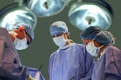Lần đầu tiên tại Việt Nam 'trồng' lại 2 cẳng chân đứt rời cho ca bệnh hi hữu