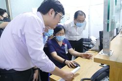 TP.HCM thí điểm phần mềm thông báo lưu trú ở 5 bệnh viện, khách sạn