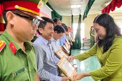 Nâng cao hiệu quả phong trào 'Toàn dân bảo vệ an ninh Tổ quốc' ở TP. Long Xuyên