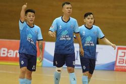 Ghi bàn rồi ăn mừng như Ronaldo, tân binh gây 'địa chấn' ở giải futsal VĐQG