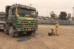 Xử lý xe ô-tô vi phạm kích thước thành thùng