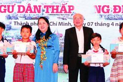Ra mắt Chương trình 'Cùng ngư dân thắp sáng đèn trên biển'