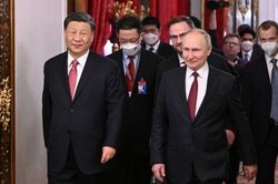 Thế giới và những dịch chuyển về chính trị, ngoại giao