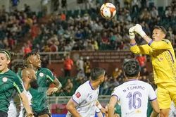 Đè bẹp chủ sân Thống Nhất 3-1, Hà Nội FC vươn lên dẫn đầu
