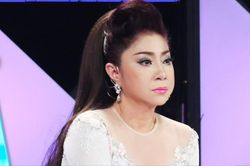 Bị khán giả mạo danh là 'con nuôi, cháu nuôi', NSƯT Thoại Mỹ bức xúc lên tiếng