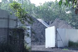 Bụi than đá bủa vây khu dân cư ở Đồng Nai