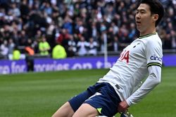 Son Heung Min làm điều không cầu thủ Châu Á nào làm được trong lịch sử