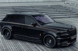 Rolls-Royce Cullinan 'chất lừ' với gói độ thân rộng Absolute Motors