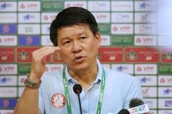 Để thua Hà Nội, HLV TP. HCM đổ lỗi cho trọng tài