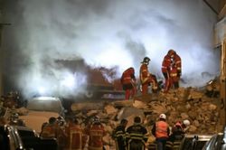 Pháp: Sập tòa nhà ở Marseille làm 5 người bị thương