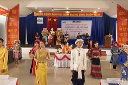 Thắt chặt tình đoàn kết giữa sinh viên Việt Nam và lưu học sinh Lào, Campuchia