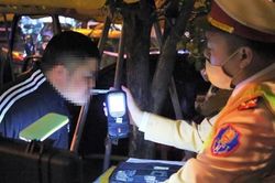 Hà Nội: Trật tự an toàn giao thông còn phức tạp