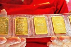 Giá vàng hôm nay (ngày 9/4): Biến động trái chiều